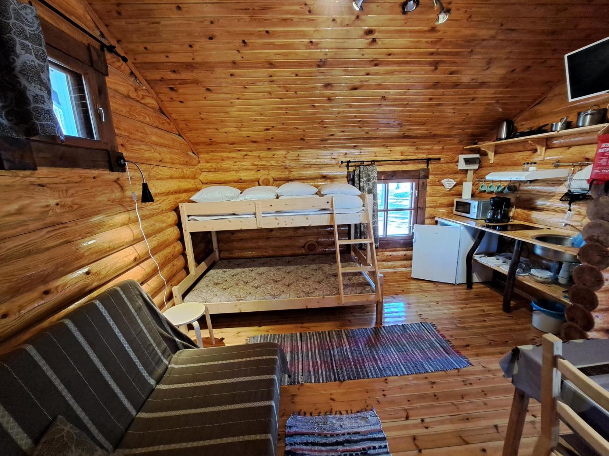 Laahtanen Camping Ristijarvi Phòng bức ảnh
